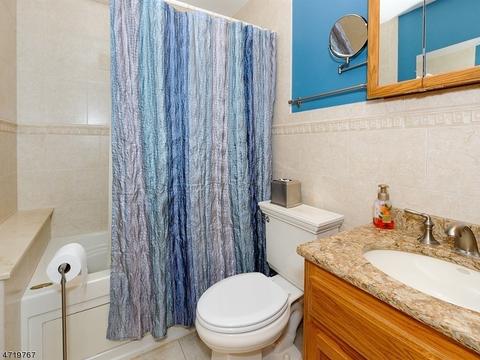 19 Teak Rd, Wayne, NJ 07470 photo 14