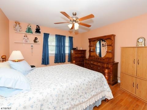 19 Teak Rd, Wayne, NJ 07470 photo 12