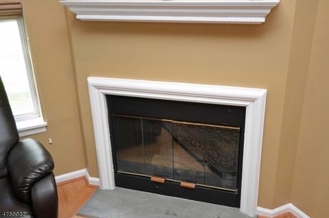 8304 Brittany Dr, Wayne, NJ 07470 photo 10