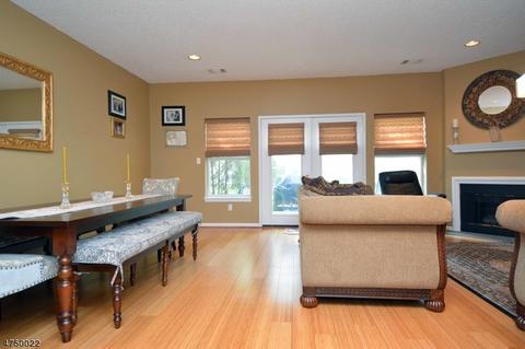 8304 Brittany Dr, Wayne, NJ 07470 photo 7