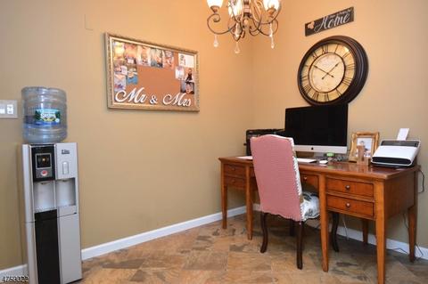 8304 Brittany Dr, Wayne, NJ 07470 photo 14