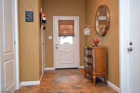 8304 Brittany Dr, Wayne, NJ 07470 photo 3