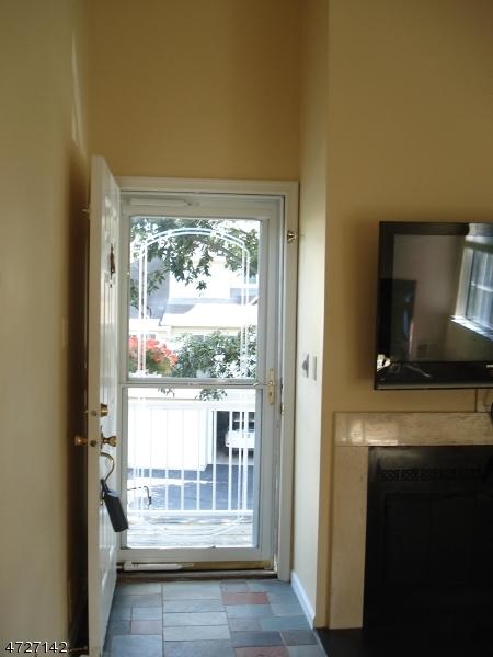 10 Pendleton Ct, Bedminster, NJ 07921 photo 9