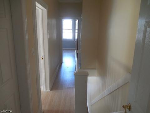 422 Devon St, Kearny, NJ 07032 photo 12