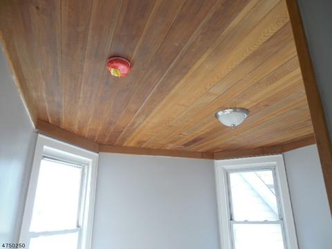 422 Devon St, Kearny, NJ 07032 photo 15