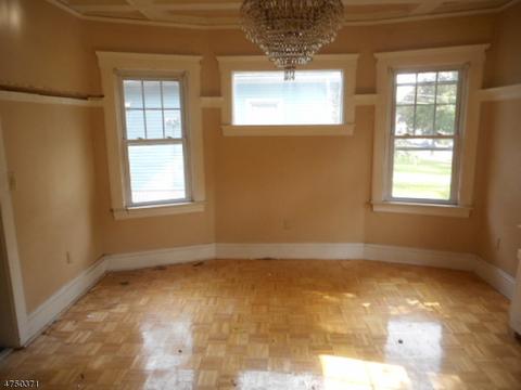237 E 6th Ave, Roselle, NJ 07203 photo 4