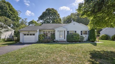 5 Kemp Dr, Springfield, NJ 07081 photo 1
