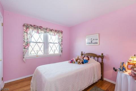 2 Larkspur Rd, Wayne, NJ 07470 photo 18