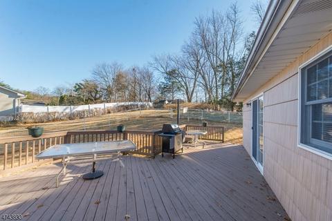 2 Larkspur Rd, Wayne, NJ 07470 photo 20