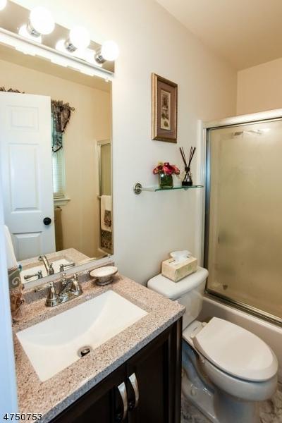 52 James St, Dover, NJ 07801 photo 22