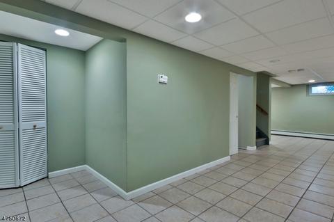 68 Deerfield Rd, Wayne, NJ 07470 photo 15
