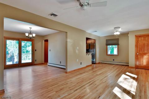 68 Deerfield Rd, Wayne, NJ 07470 photo 2