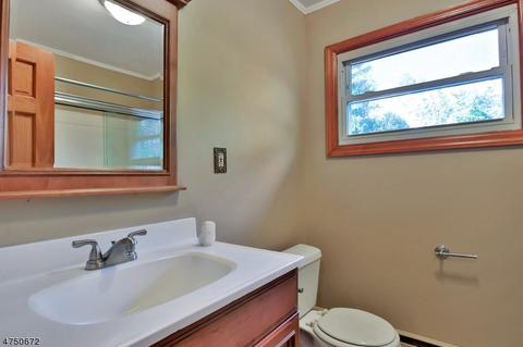 68 Deerfield Rd, Wayne, NJ 07470 photo 12