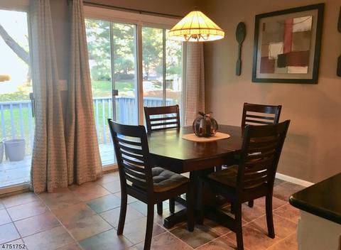 87 Birch Ln, Wayne, NJ 07470 photo 7