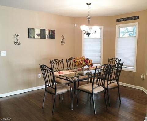 87 Birch Ln, Wayne, NJ 07470 photo 4
