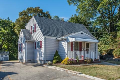 71 Bergen Ave, Wanaque Boro, NJ 07420 photo 1