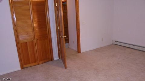 71 Bergen Ave, Wanaque Boro, NJ 07420 photo 20