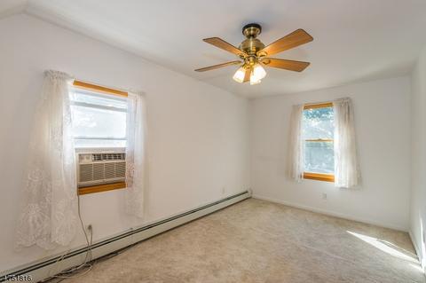 71 Bergen Ave, Wanaque Boro, NJ 07420 photo 18