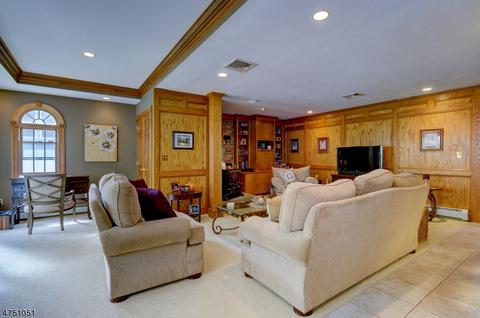 31 Mayfair Dr, Wayne, NJ 07470 photo 11