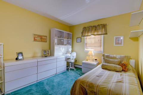 31 Mayfair Dr, Wayne, NJ 07470 photo 17