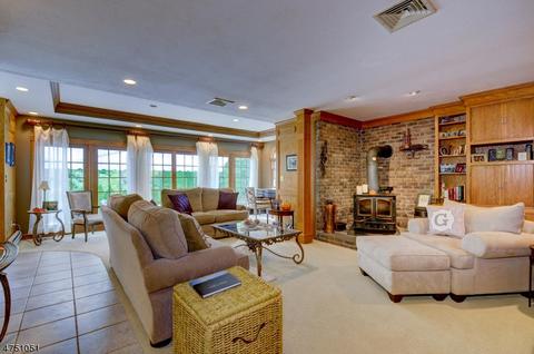 31 Mayfair Dr, Wayne, NJ 07470 photo 14