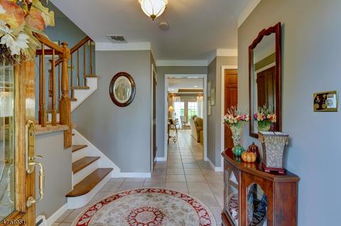 31 Mayfair Dr, Wayne, NJ 07470 photo 3