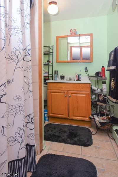 51 Colonial Rd, Wayne, NJ 07470 photo 14