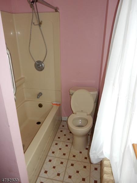 16 Stone St, North Plainfield, NJ 07060 photo 16