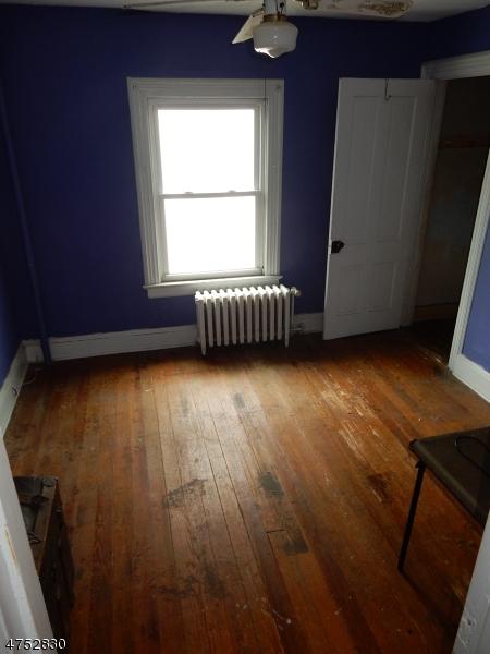 16 Stone St, North Plainfield, NJ 07060 photo 17