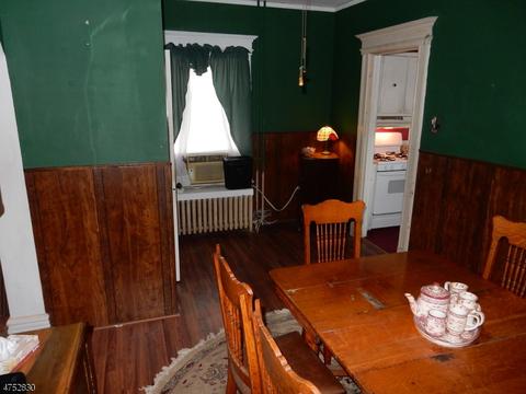 16 Stone St, North Plainfield, NJ 07060 photo 8
