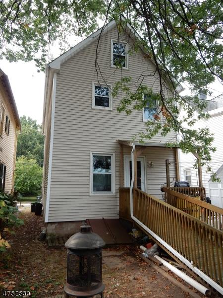 16 Stone St, North Plainfield, NJ 07060 photo 4