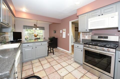 2 Sundance Dr, Wayne, NJ 07470 photo 7