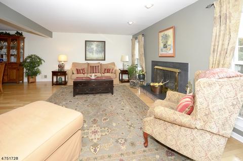 2 Sundance Dr, Wayne, NJ 07470 photo 4