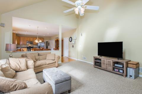 2 Noa Ct, Hackettstown, NJ 07840 photo 10