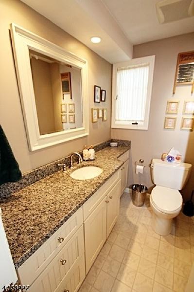 205 Midland Ave, Paramus, NJ 07652 photo 16