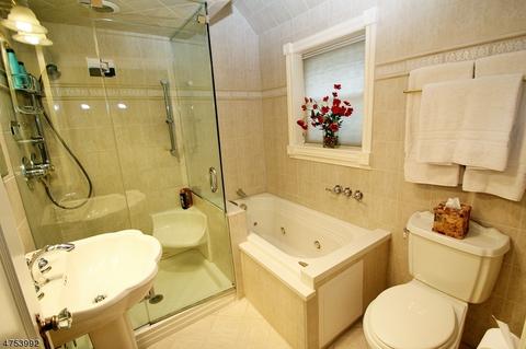 205 Midland Ave, Paramus, NJ 07652 photo 15