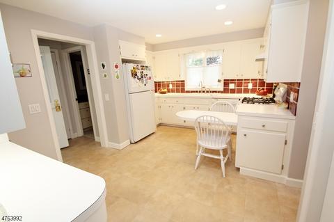 205 Midland Ave, Paramus, NJ 07652 photo 7