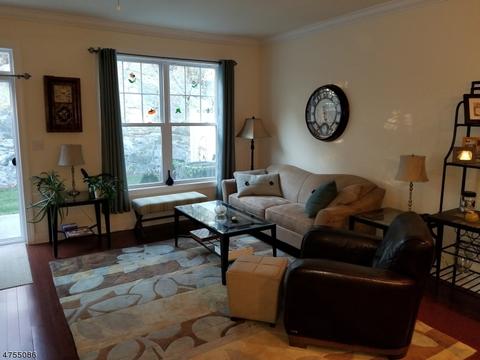 50 Parkside Dr, Haskell, NJ 07420 photo 4