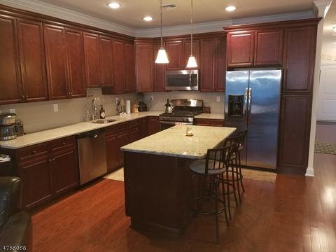 50 Parkside Dr, Haskell, NJ 07420 photo 2