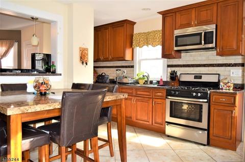 58 Brook Ave, North Plainfield, NJ 07060 photo 2