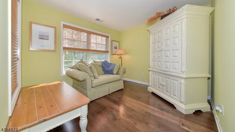 148 Levinberg Ln, Wayne, NJ 07470 photo 17