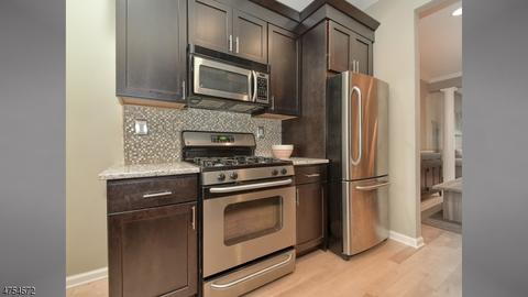148 Levinberg Ln, Wayne, NJ 07470 photo 8