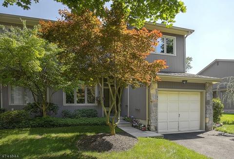 32 Maple Run, Basking Ridge, NJ 07920 photo 2