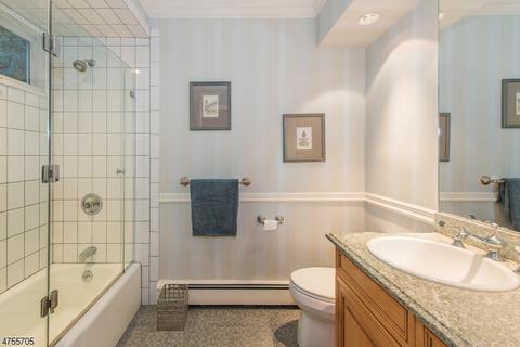 62 Hershey Rd, Wayne, NJ 07470 photo 14