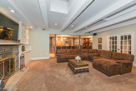 62 Hershey Rd, Wayne, NJ 07470 photo 10