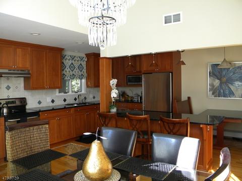 24 Springbrook Trl, Sparta, NJ 07871 photo 4