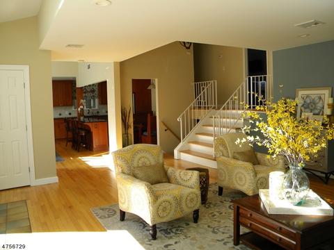 24 Springbrook Trl, Sparta, NJ 07871 photo 3