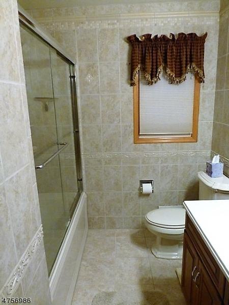 95 Webster Dr, Wayne, NJ 07470 photo 13