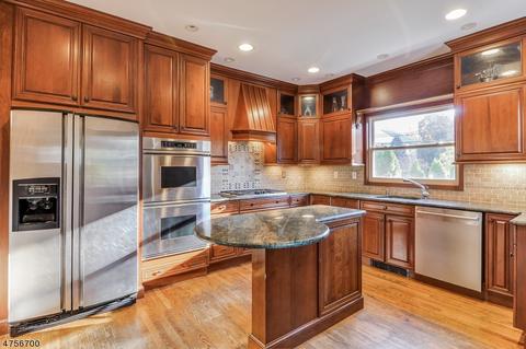 2 Forest Rd, Madison, NJ 07940 photo 6