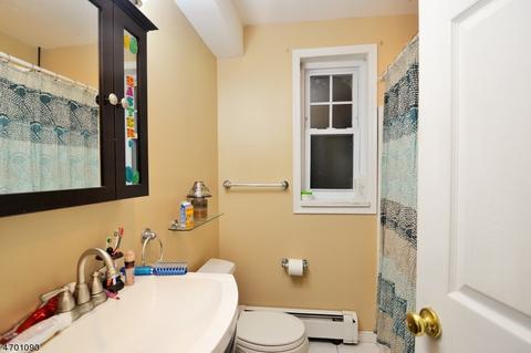 14 Shore Rd, Wayne, NJ 07470 photo 5
